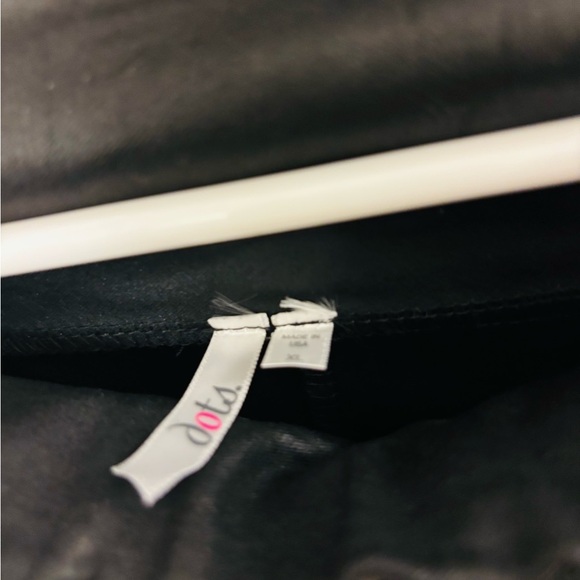 Dots Faux Leather Black Pencil Skirt Size XL - Picture 2 of 5